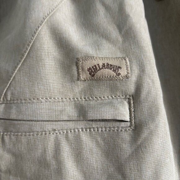 NEW Billabong Big and Tall Shorts for Men  Hybrid Stretch Board Shorts SZ 2X - Picture 6 of 9